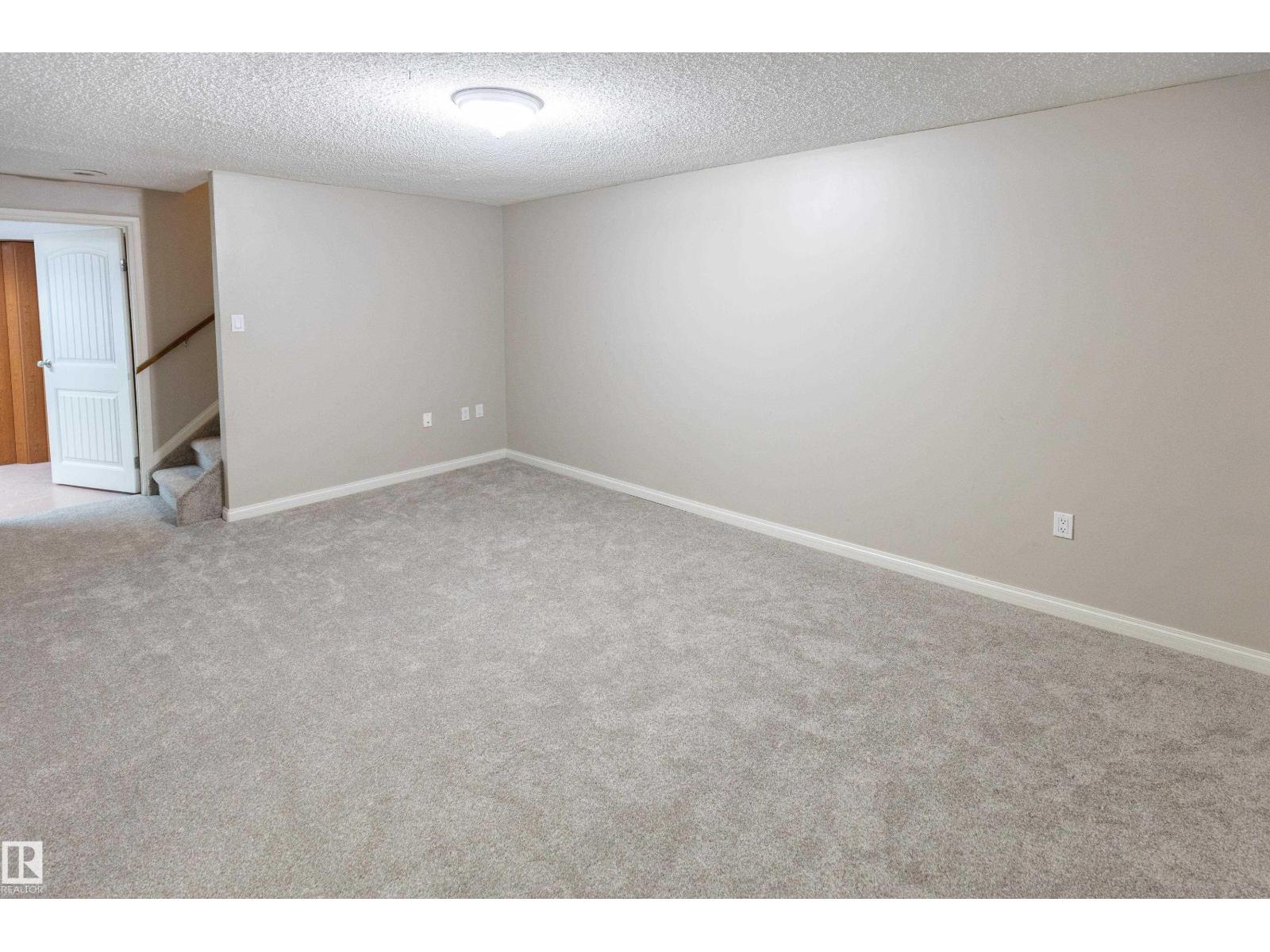 Photo 33 of 36 Great Oa, Sherwood Park AB