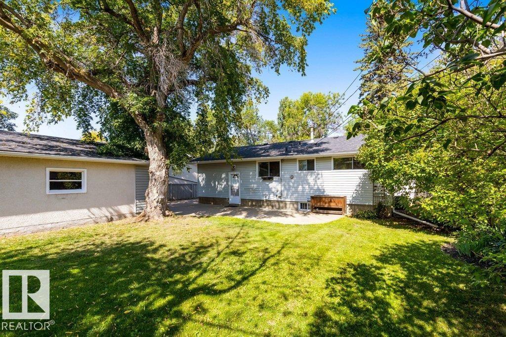 Photo 28 of 13 Granite Av, St Albert AB