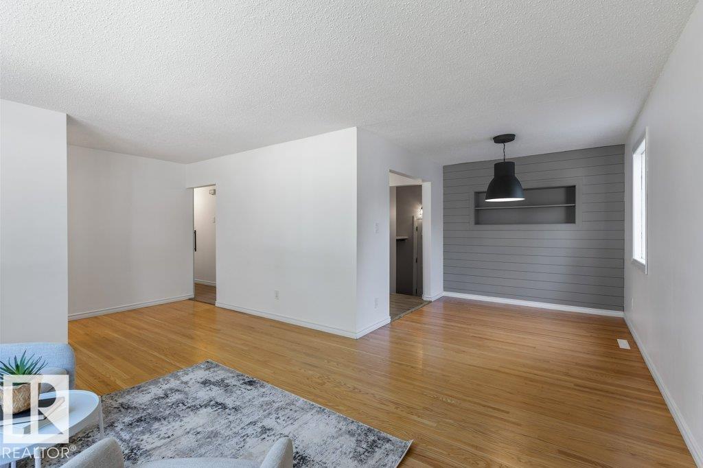 Photo 7 of 13 Granite Av, St Albert AB