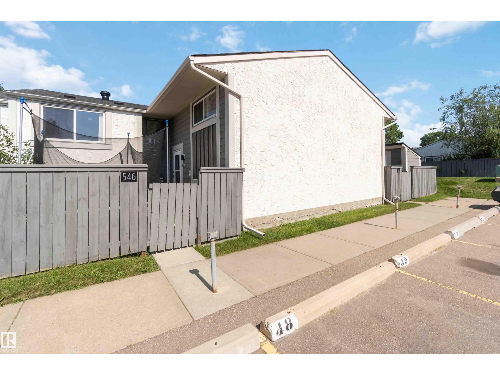 Photo 34 of 546 Willow Co Nw, Edmonton AB