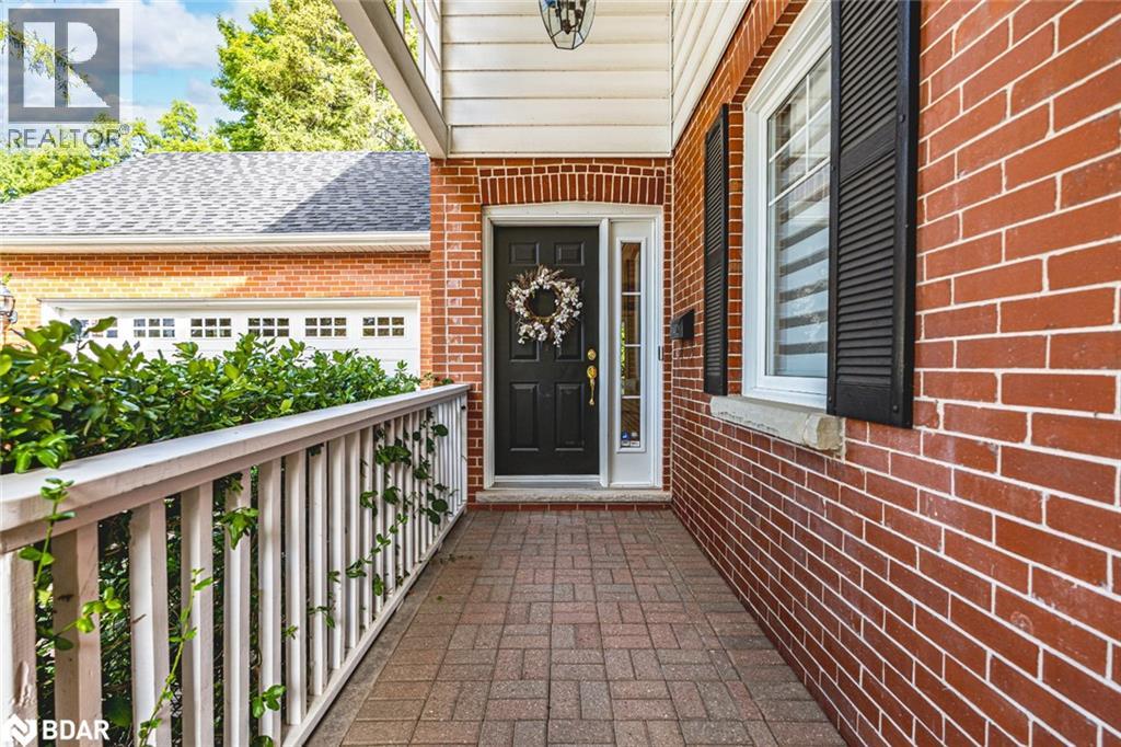 Photo 9 of 150 Collingwood Street, Barrie ON