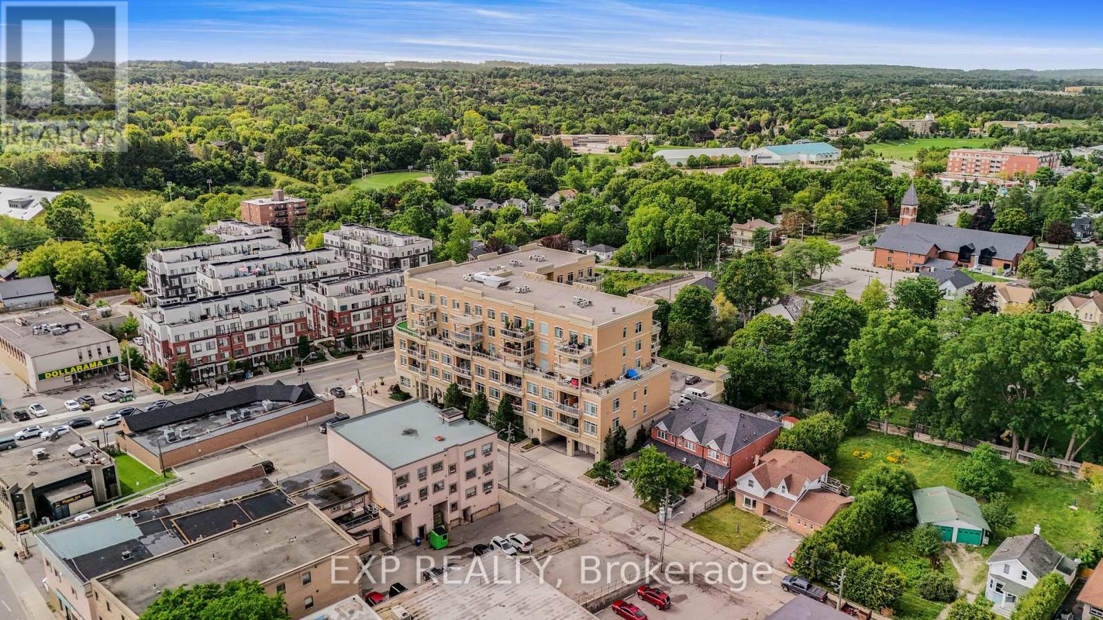 Photo 27 of 602 A 15277 Yonge Street, Aurora ON