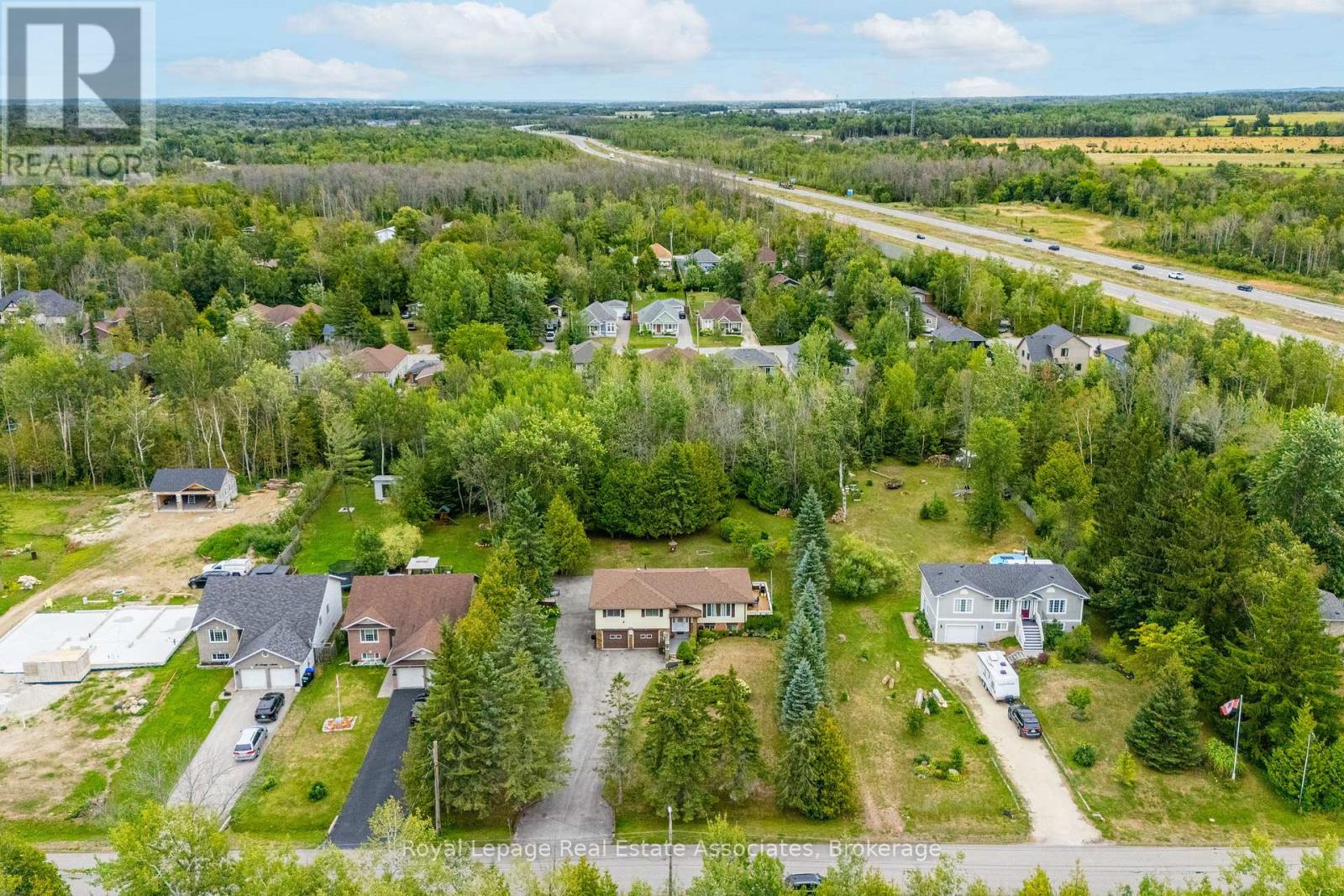 Photo 2 of 69 George Avenue, Wasaga Beach ON