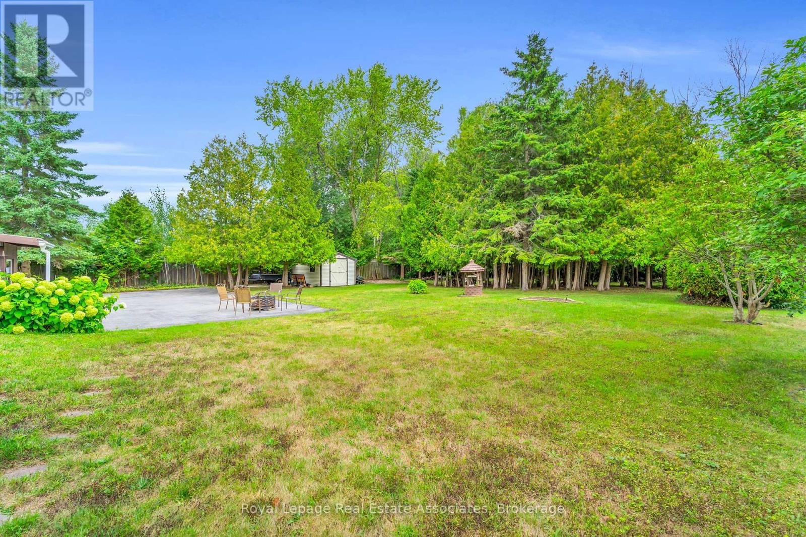 Photo 40 of 69 George Avenue, Wasaga Beach ON