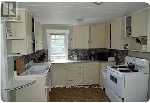 Photo 13 of 5418 Lakeshore Drive, Hamilton Township ON