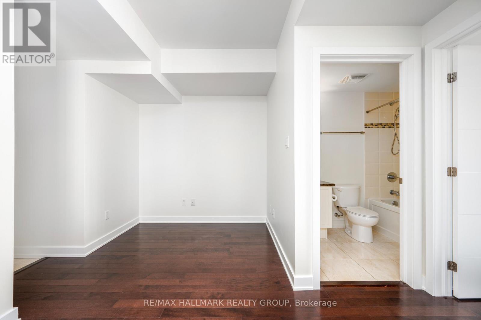 Photo 35 of 1904 179 Metcalfe Street, Ottawa ON
