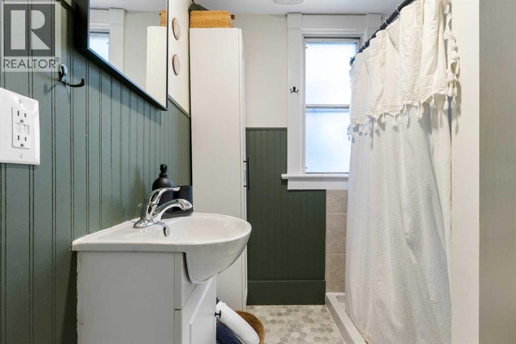 Photo 12 of 317 18 Avenue Nw, Calgary AB