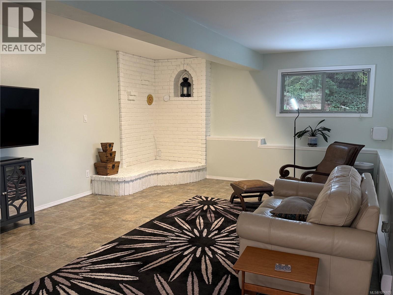 2101 Butler Ave, Shawnigan Lake
