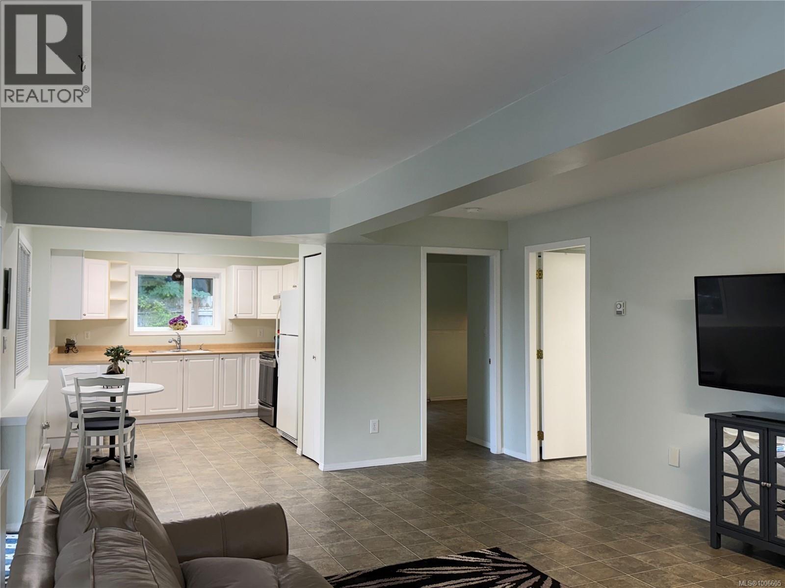 2101 Butler Ave, Shawnigan Lake
