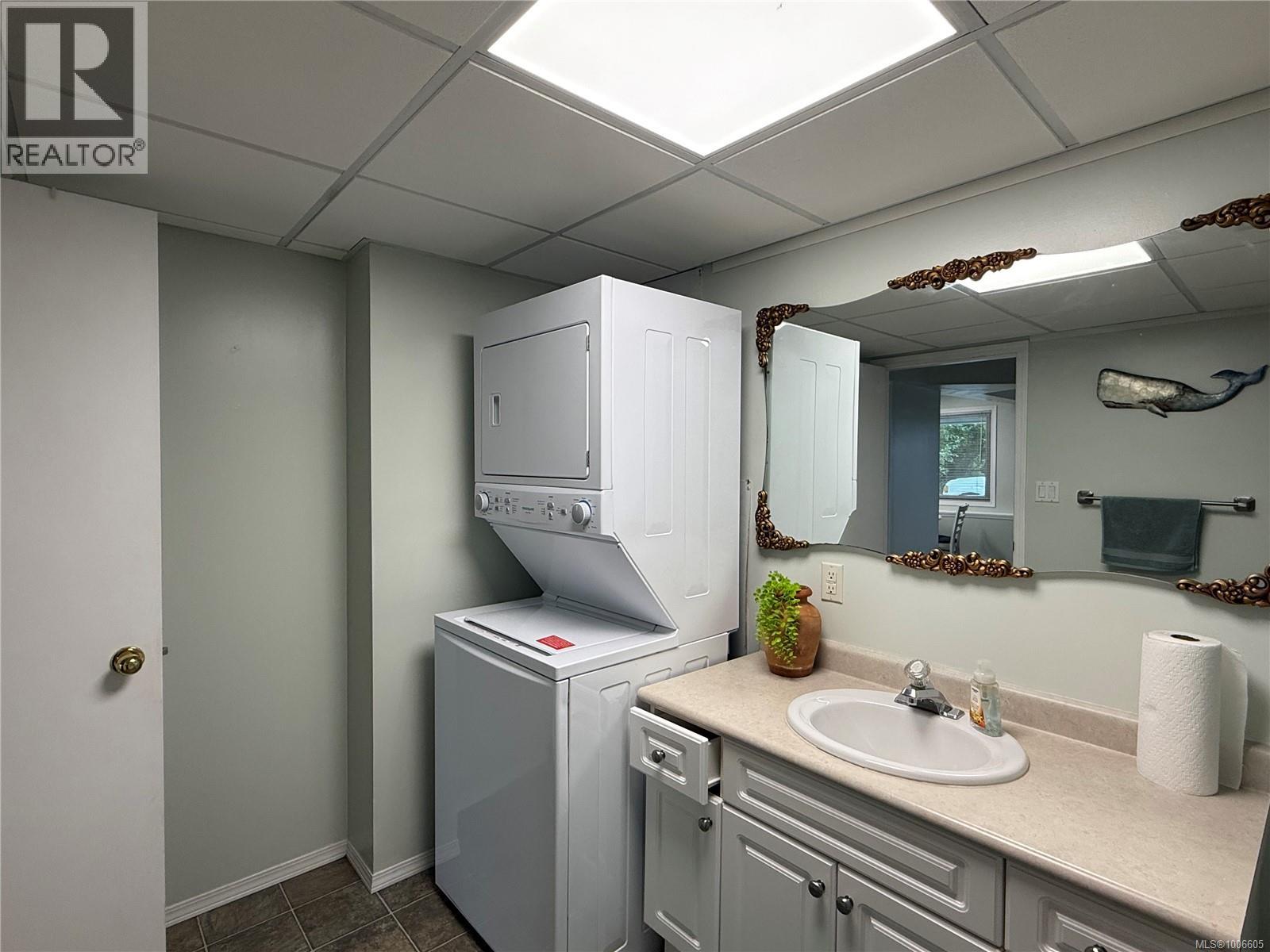 2101 Butler Ave, Shawnigan Lake