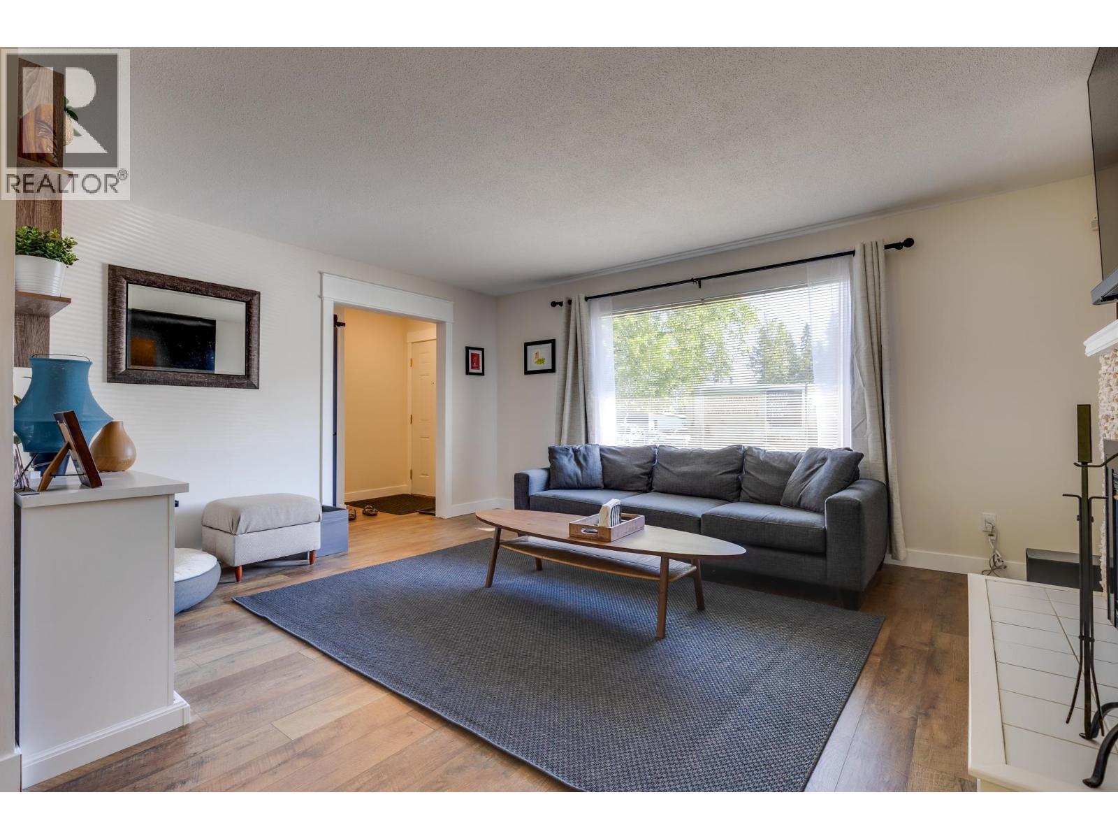 Photo 6 of 5463 Simon Fraser Avenue, Prince George BC