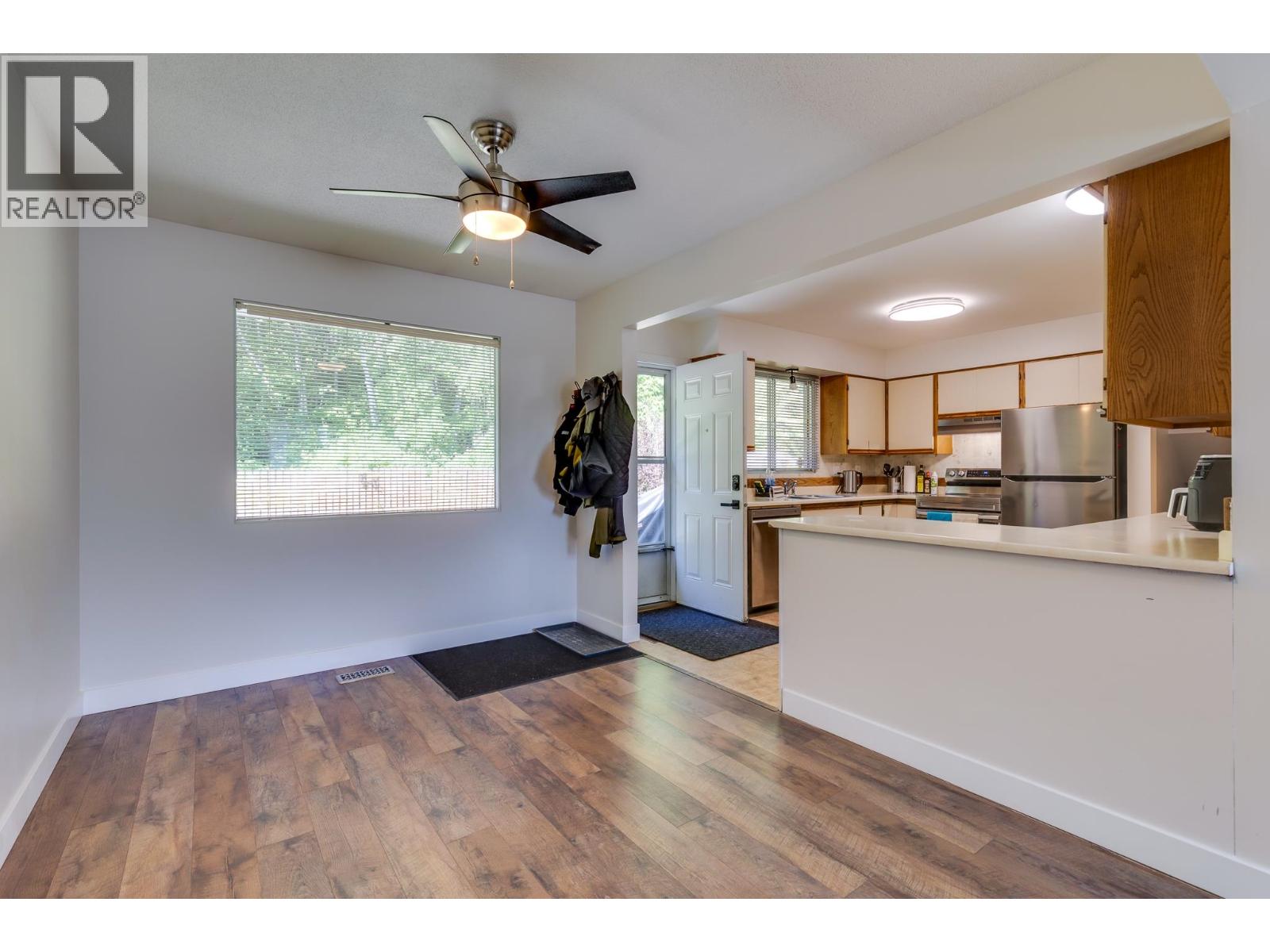 Photo 7 of 5463 Simon Fraser Avenue, Prince George BC