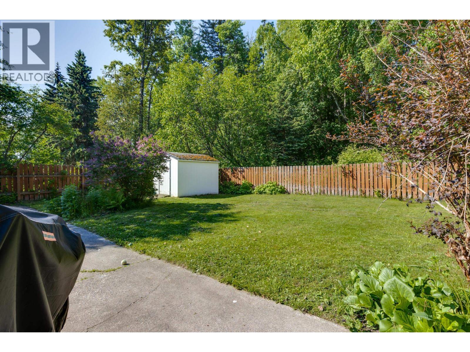 Photo 4 of 5463 Simon Fraser Avenue, Prince George BC