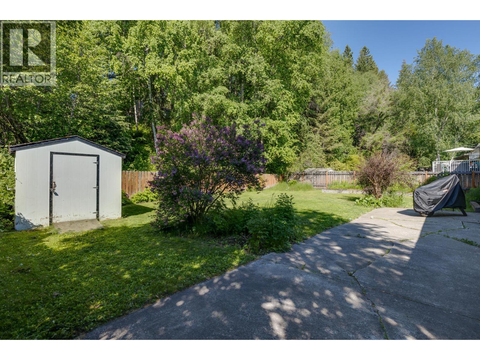 Photo 10 of 5463 Simon Fraser Avenue, Prince George BC