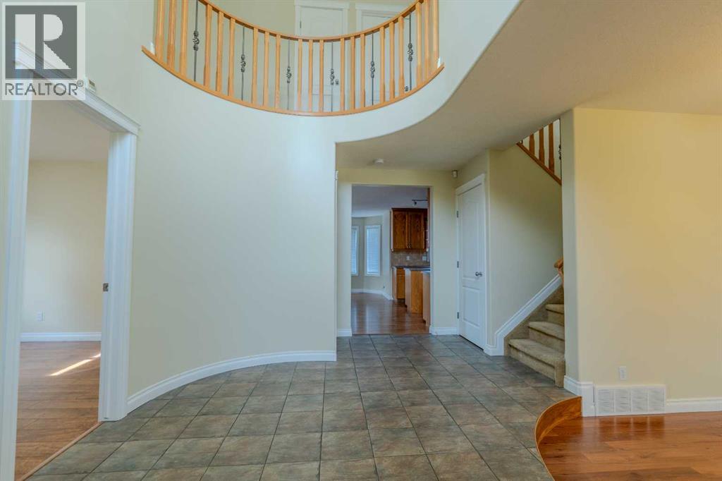 Photo 4 of 114 Cottonwood Creek Way, Fort Mcmurray AB