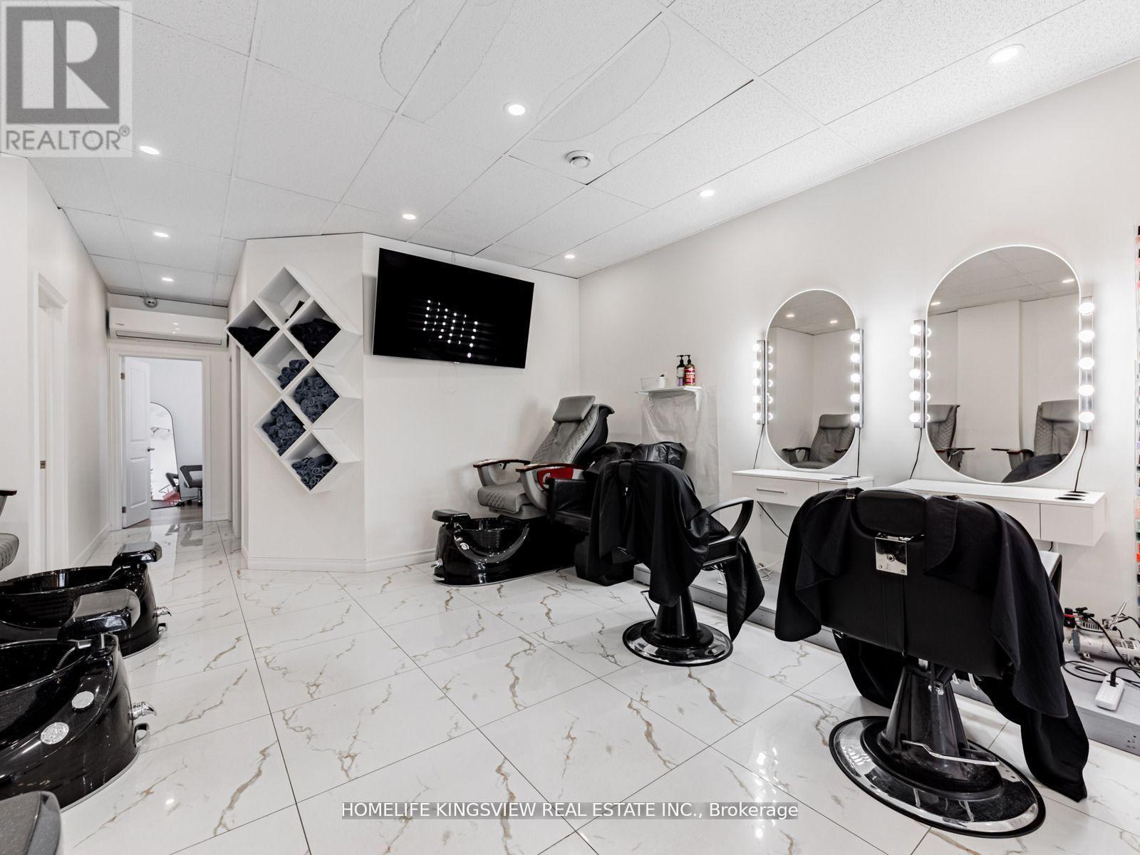 Photo 13 of 5 2965 Islington Avenue, Toronto ON