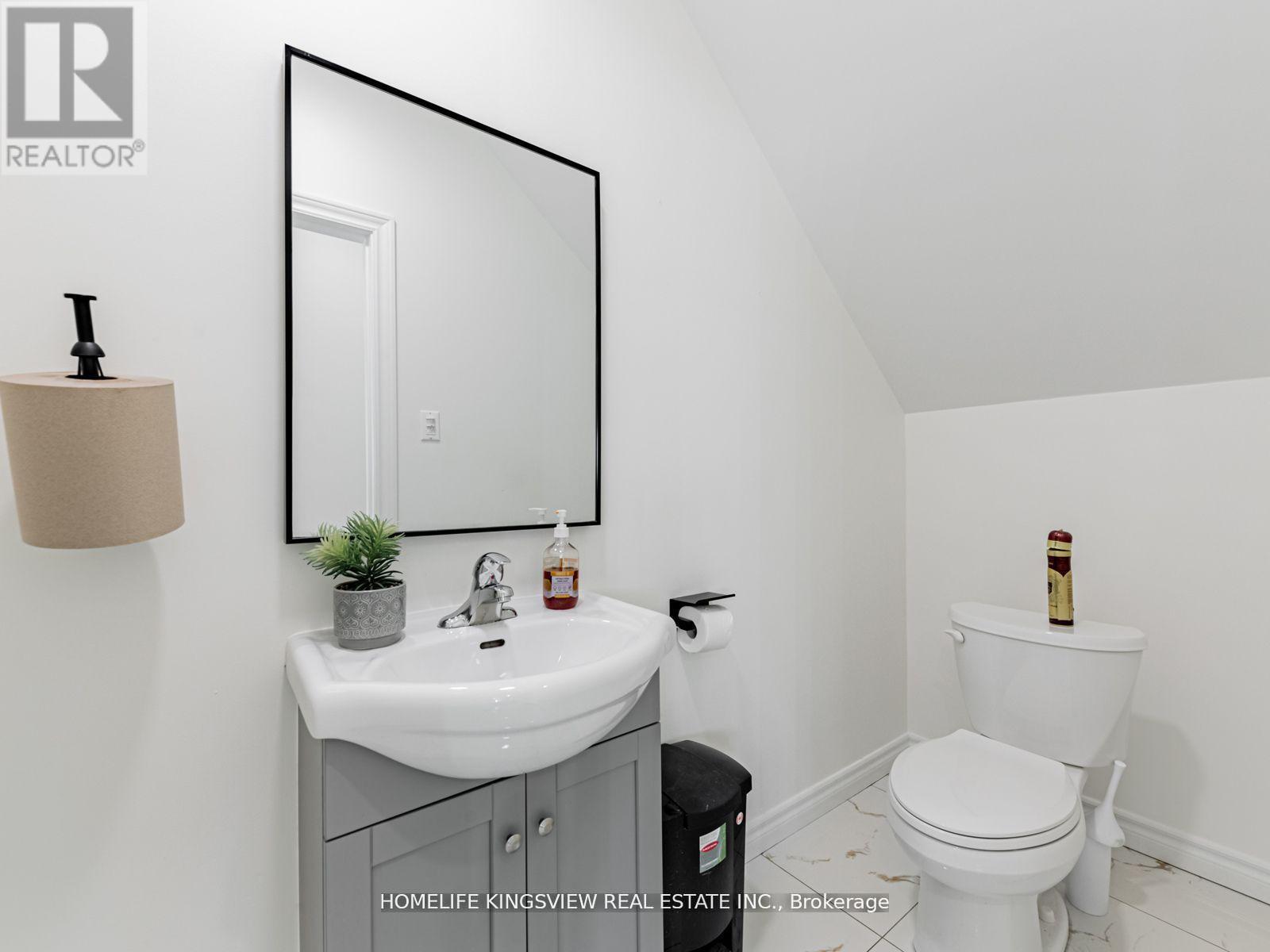Photo 22 of 5 2965 Islington Avenue, Toronto ON