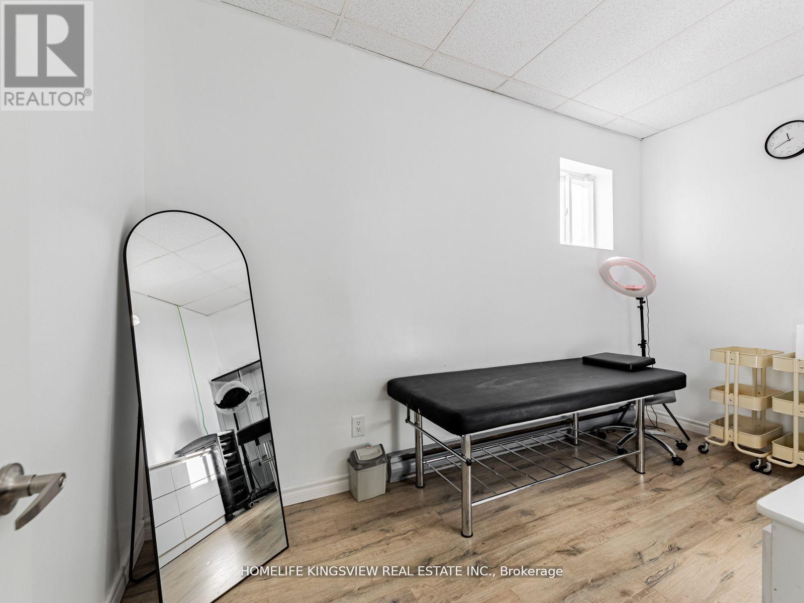 Photo 20 of 5 2965 Islington Avenue, Toronto ON