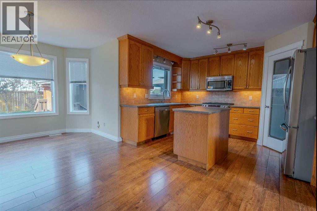 Photo 7 of 114 Cottonwood Creek Way, Fort Mcmurray AB