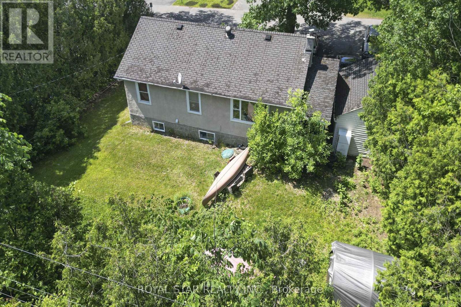 Photo 15 of 114 Tower Road, Ottawa ON