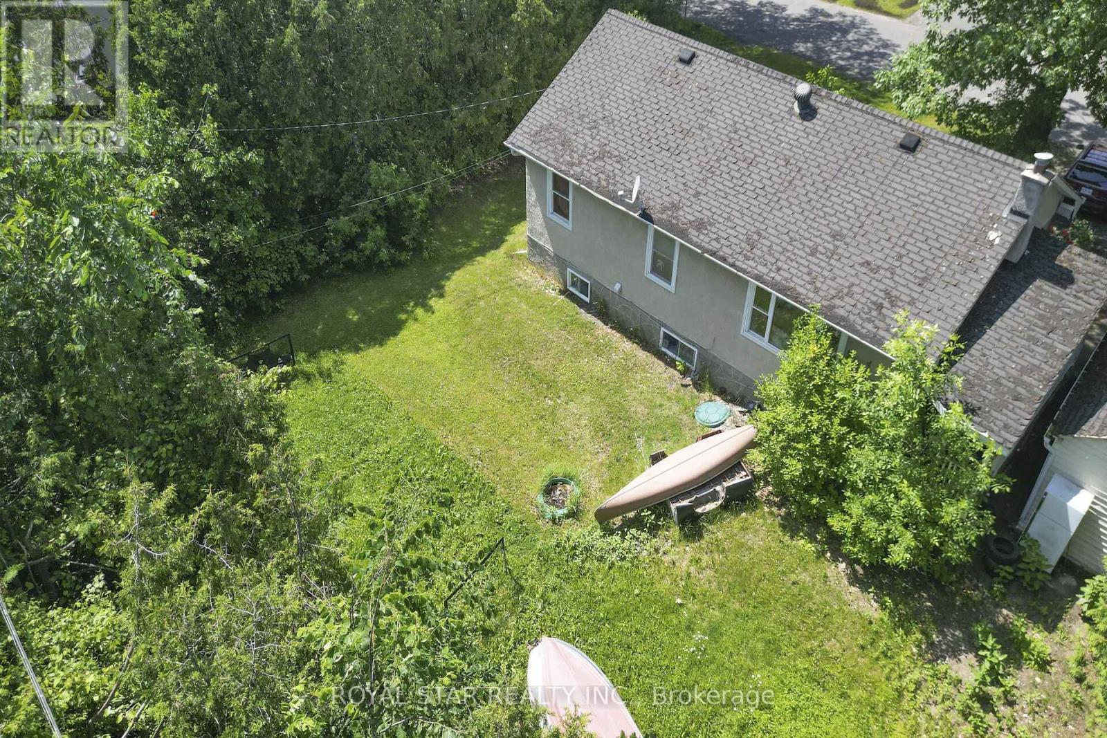 Photo 16 of 114 Tower Road, Ottawa ON