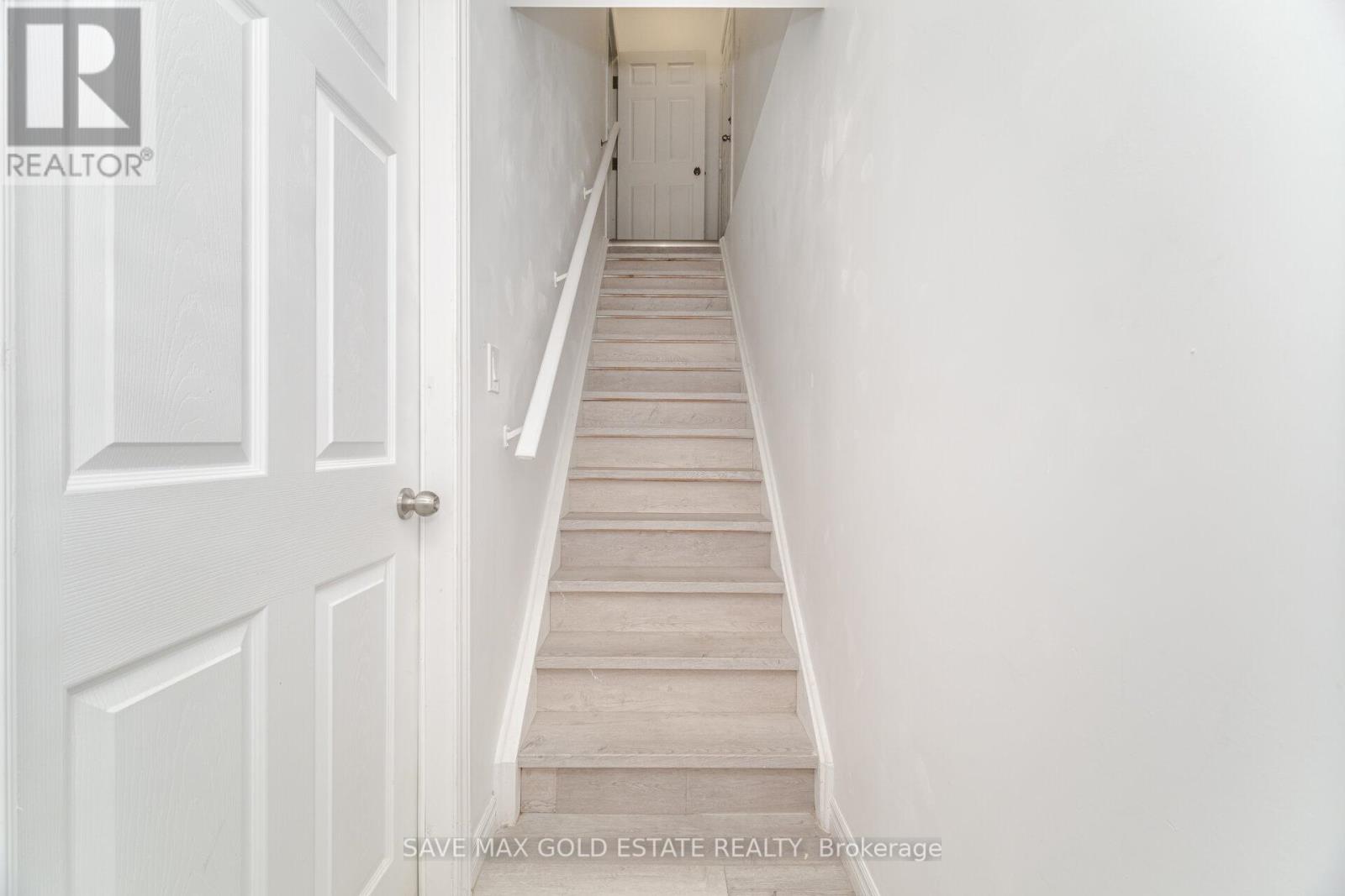 Photo 31 of 292 Freure Drive, Cambridge ON