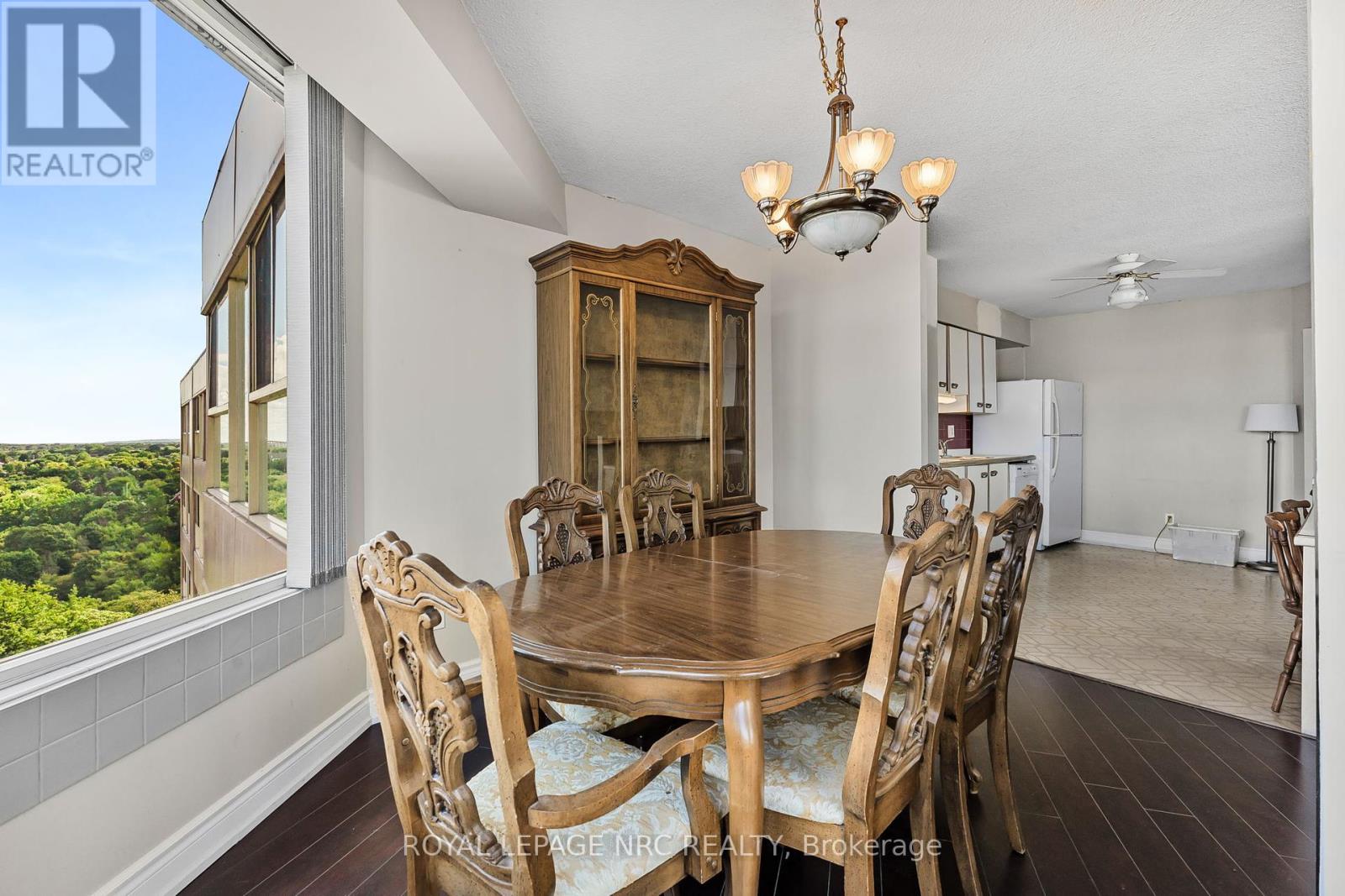 Photo 21 of Ph 1 7 Gale Crescent, St Catharines ON