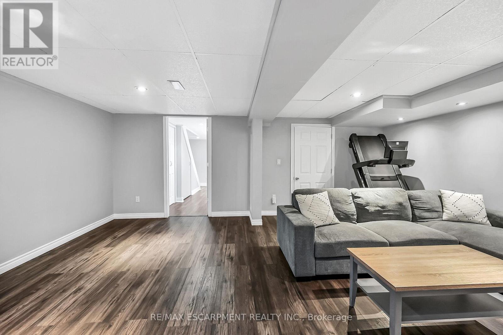Photo 20 of 2 54 Argyle Street S, Haldimand ON