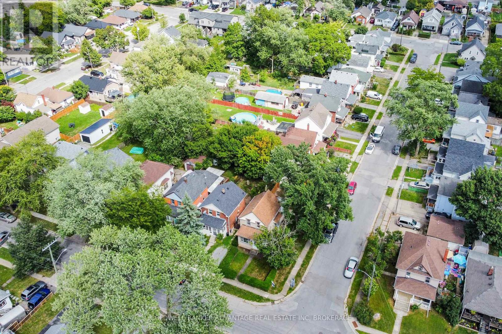 Photo 29 of 28 Myrtle Avenue, Welland ON