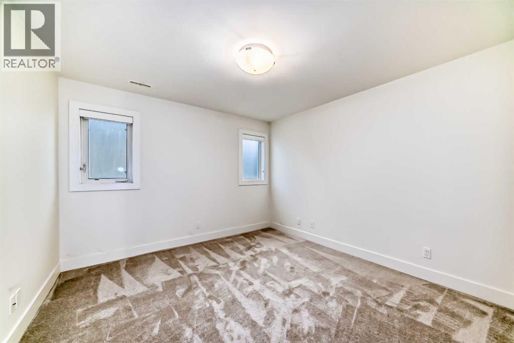 Photo 43 of 1812 47 Street Nw, Calgary AB