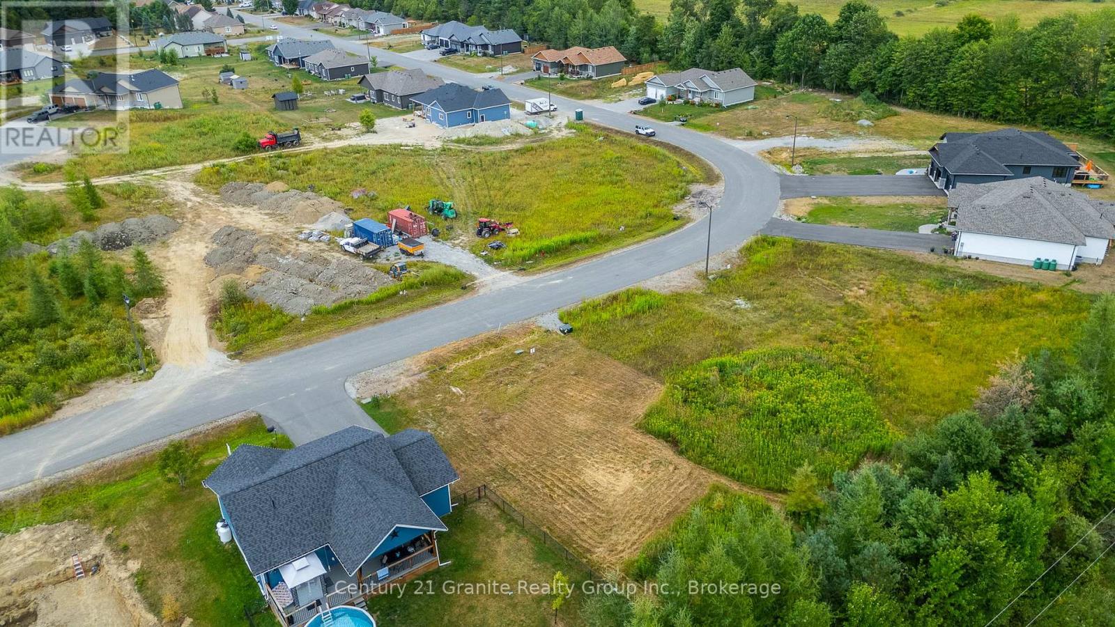Photo 7 of 62 Windover Drive, Minden Hills ON
