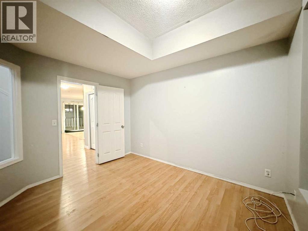 Photo 1 of 262 Luxstone Road Sw, Airdrie AB