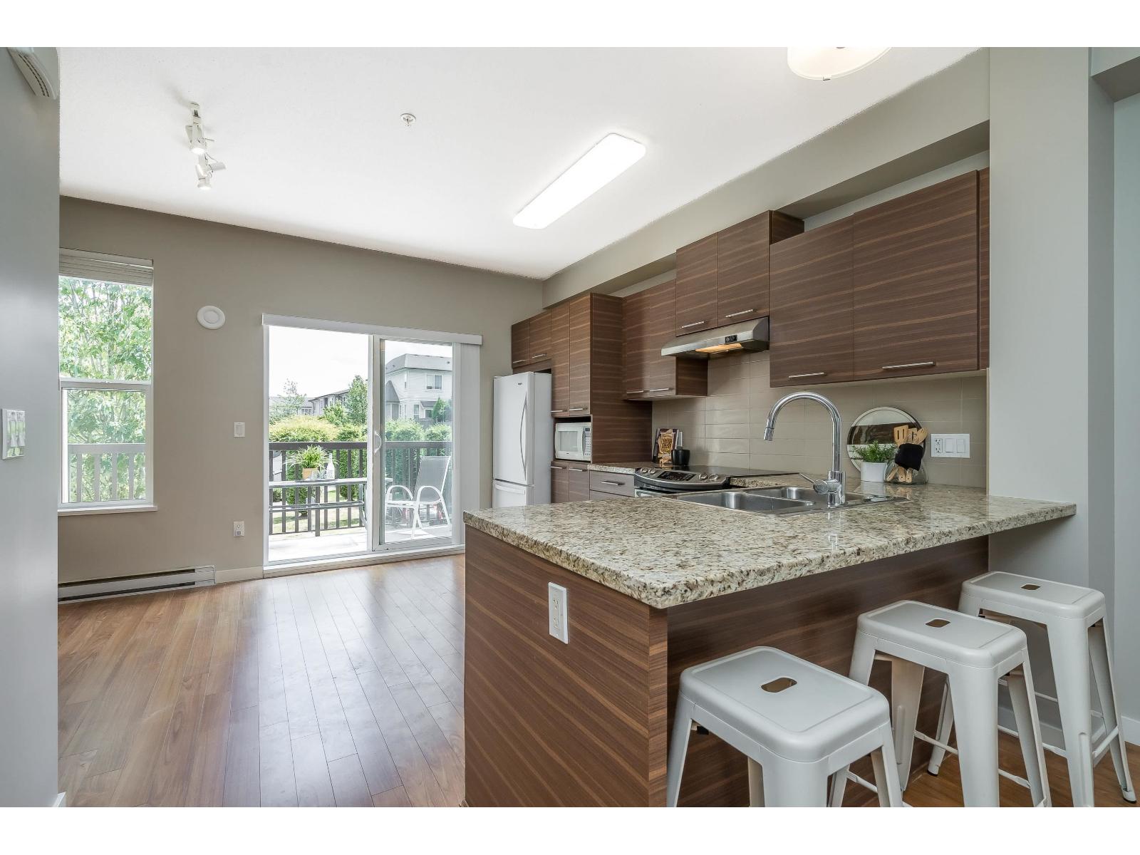 Photo 27 of 170 7938 209 Street, Langley BC