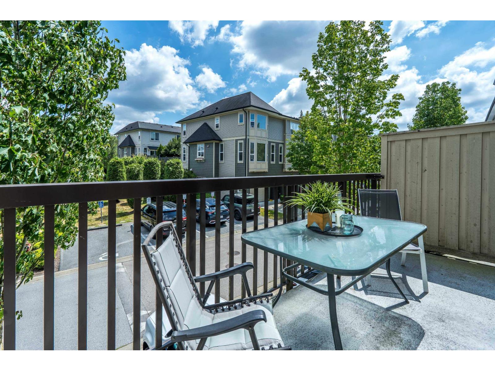 Photo 23 of 170 7938 209 Street, Langley BC