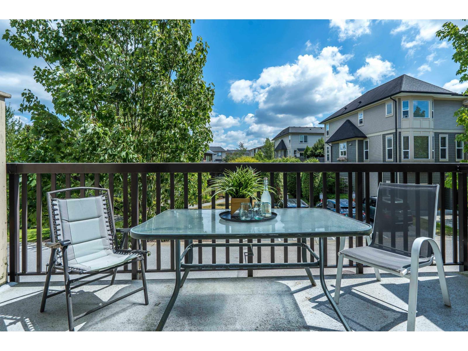 Photo 11 of 170 7938 209 Street, Langley BC