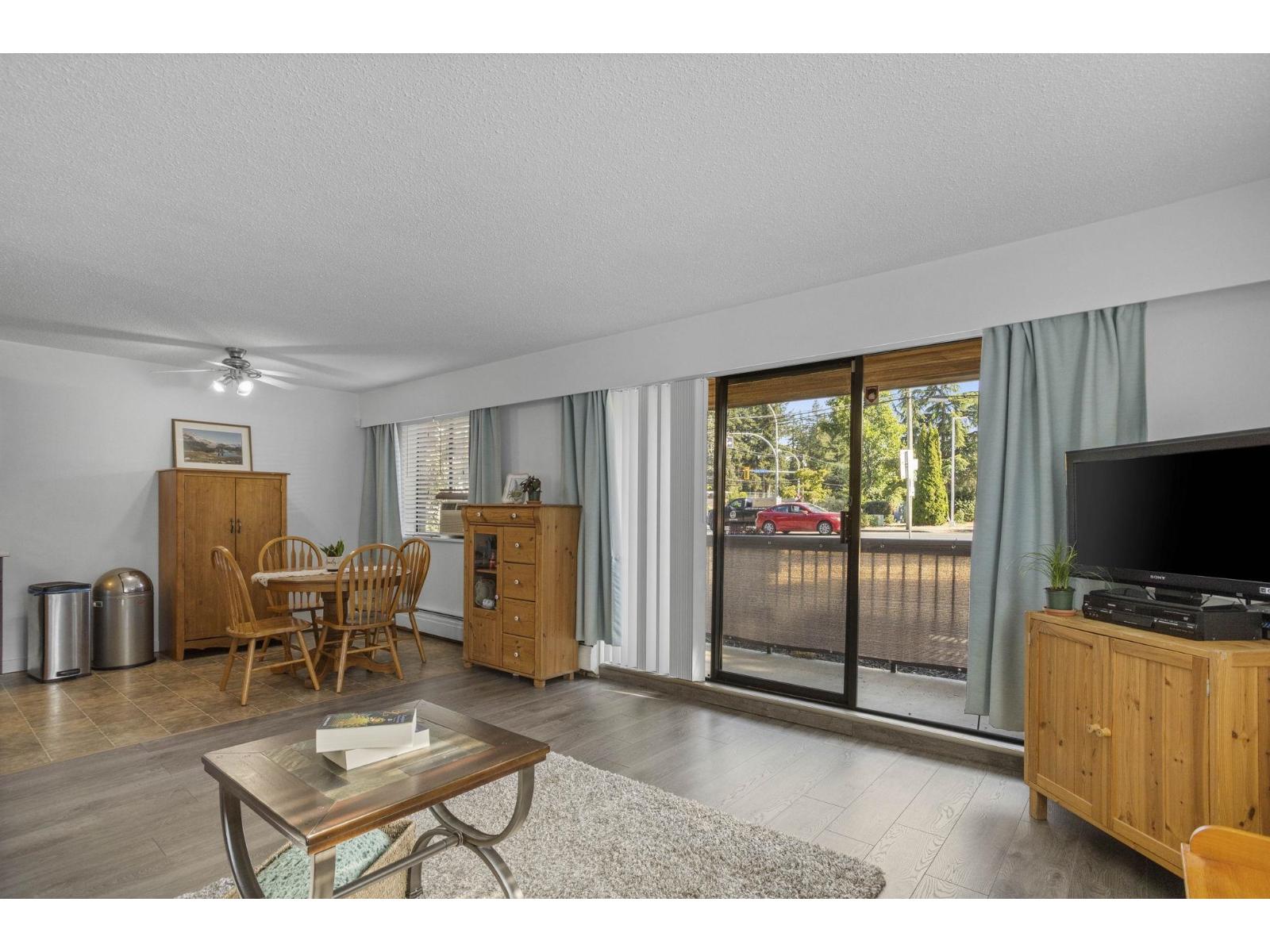 Photo 8 of 116 32175 Old Yale Road, Abbotsford BC