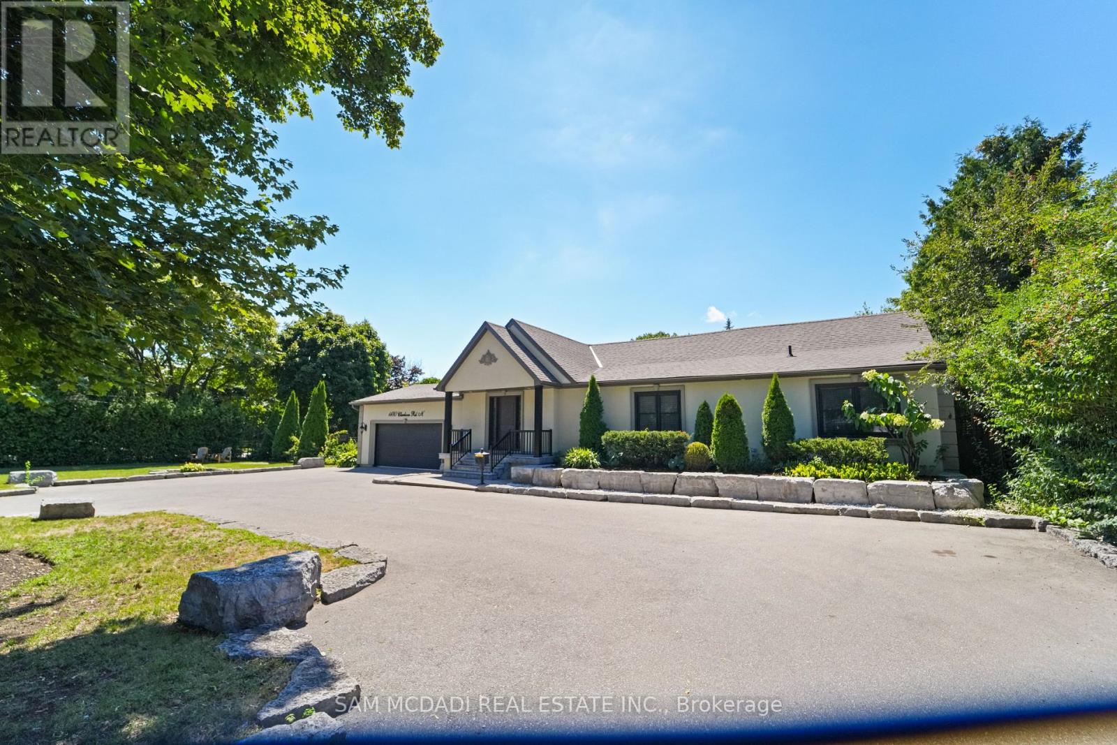 Photo 14 of 1480 Clarkson Road N, Mississauga ON
