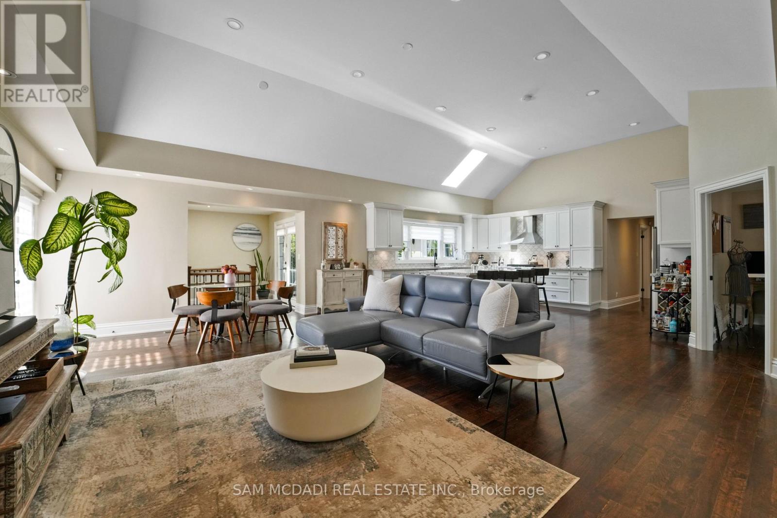 Photo 33 of 1480 Clarkson Road N, Mississauga ON