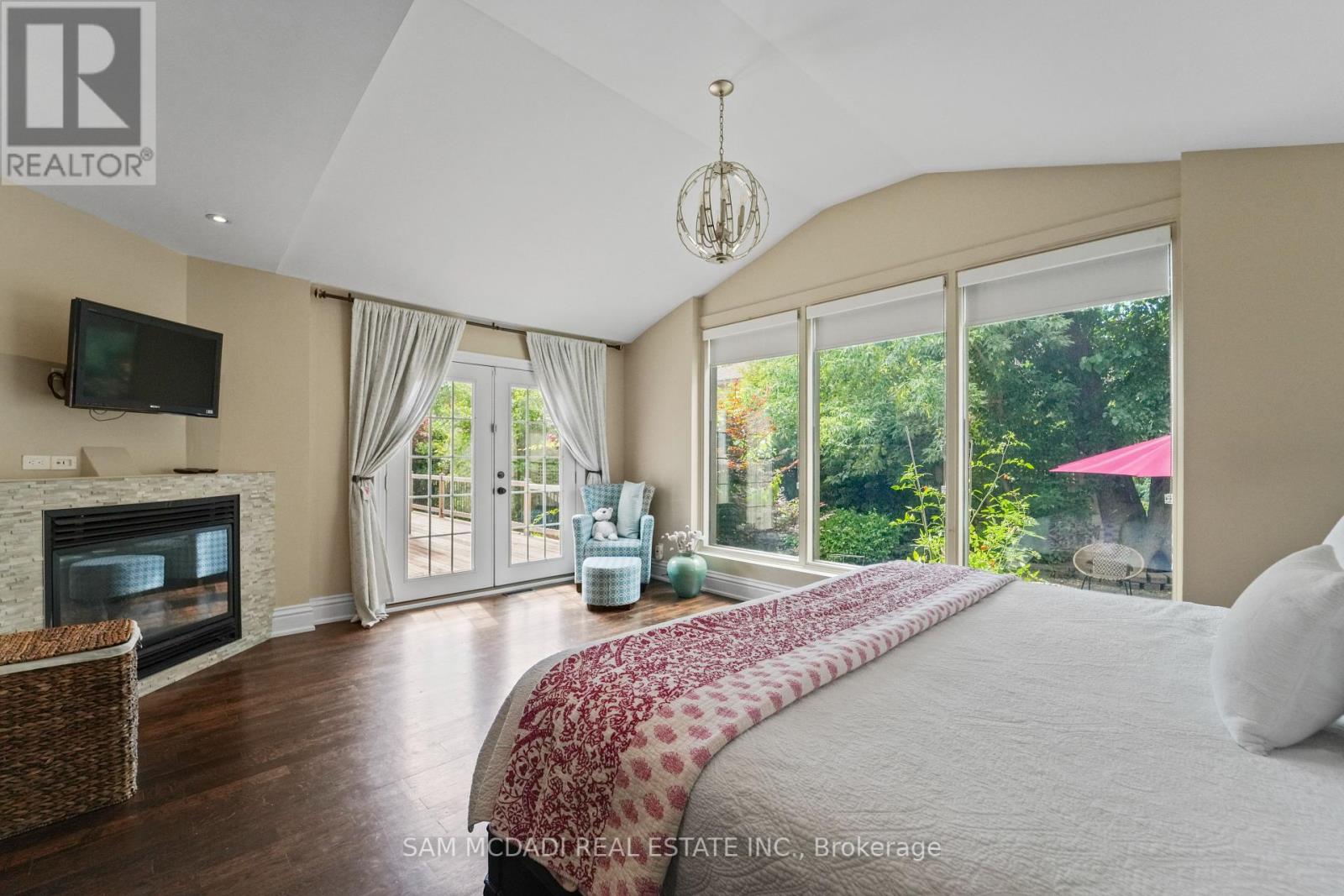 Photo 46 of 1480 Clarkson Road N, Mississauga ON