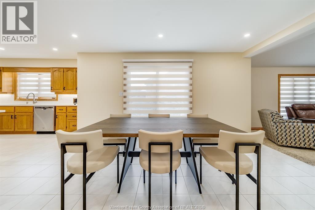 Photo 23 of 2021 Eugeni Street, Tecumseh ON