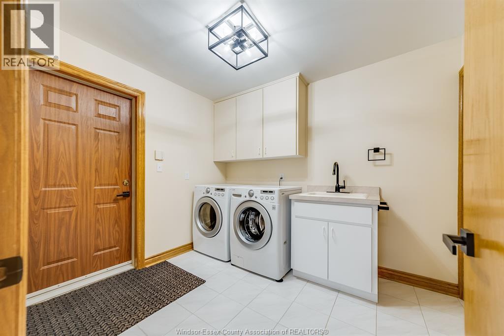Photo 47 of 2021 Eugeni Street, Tecumseh ON
