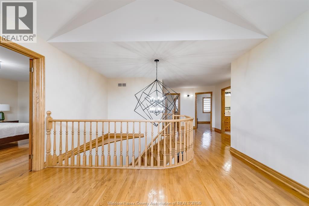 Photo 21 of 2021 Eugeni Street, Tecumseh ON