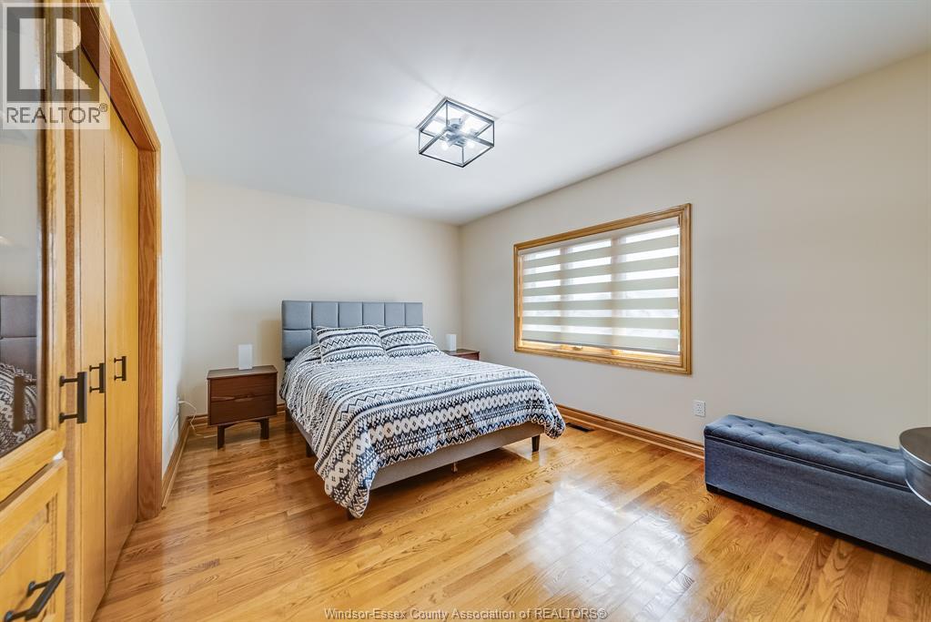 Photo 16 of 2021 Eugeni Street, Tecumseh ON