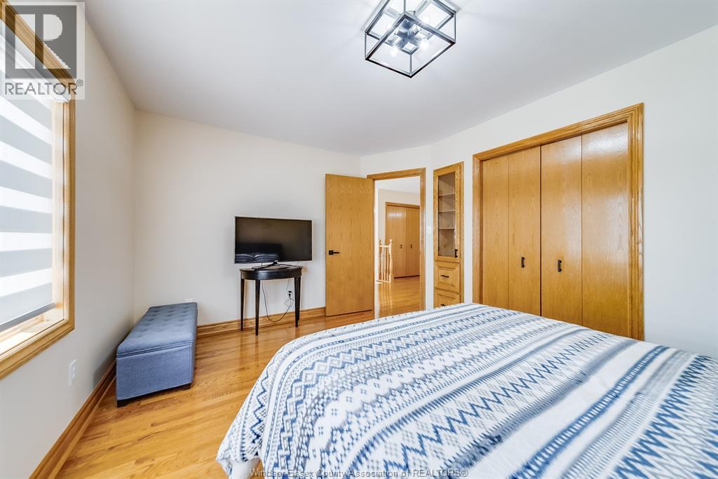 Photo 43 of 2021 Eugeni Street, Tecumseh ON