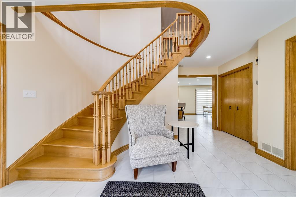 Photo 37 of 2021 Eugeni Street, Tecumseh ON