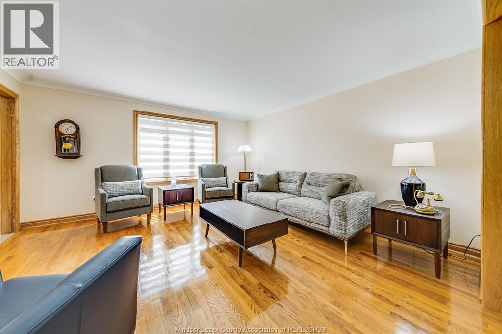 Photo 41 of 2021 Eugeni Street, Tecumseh ON