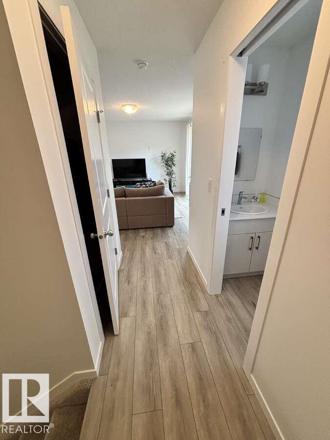 Photo 9 of 52 1025 Secord Pm Nw, Edmonton AB