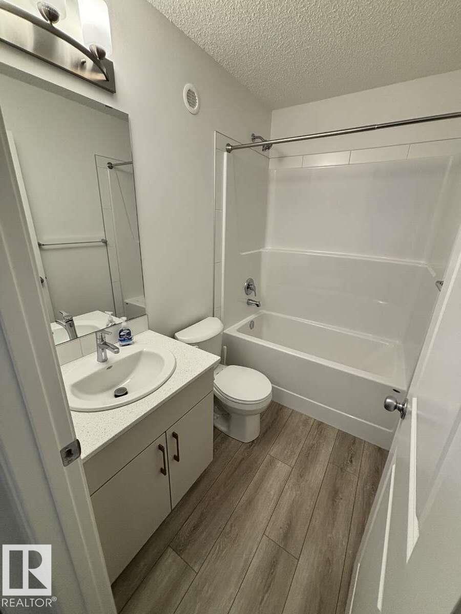 Photo 12 of 52 1025 Secord Pm Nw, Edmonton AB