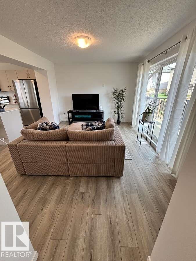 Photo 24 of 52 1025 Secord Pm Nw, Edmonton AB