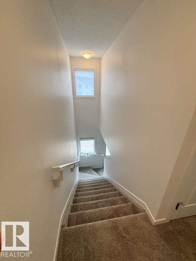 Photo 11 of 52 1025 Secord Pm Nw, Edmonton AB